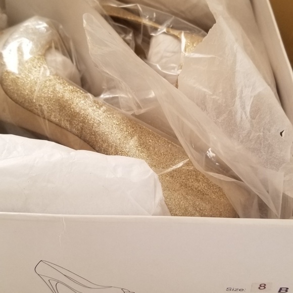 Gold Glitter Peep Toe Heels Size 8 - Picture 4 of 4